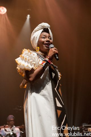 Fatoumata Diawara - L' Olympia (Paris)
