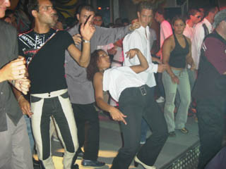 Bora People Groupe - Cap d' Agde - Night Club - Discotheque