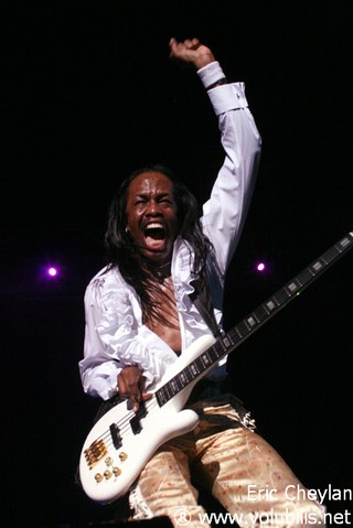 Earth Wind And Fire - Concert Le Zenith (Paris)