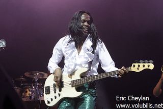 Earth Wind And Fire - Concert L' Olympia (Paris)