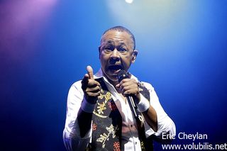 Earth Wind And Fire - Concert L' Olympia (Paris)