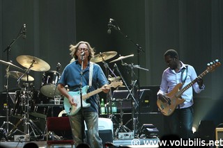 Eric Clapton & Steve Winwood - Concert Bercy (Paris)