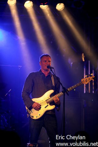 Fiction Plane - Concert Le Point Ephémère (Paris)