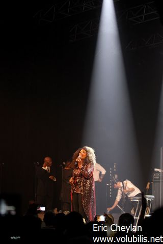 Gloria Gaynor - Le Trianon (Paris)