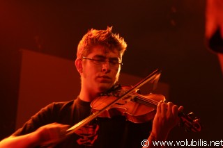 Les Hurlements d'Léo - Concert L' Omnibus (Saint Malo)