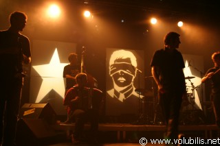 Les Hurlements d'Léo - Concert L' Omnibus (Saint Malo)