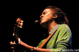 Ilene Barnes - Concert Le Café de la Danse (Paris)