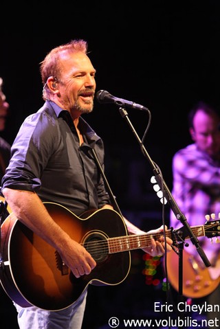 Kevin Costner & Modern West - Concert La Cigale (Paris)