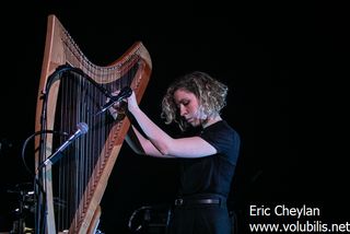 Laura Perrudin - Concert Le Hasard Ludique (Paris)