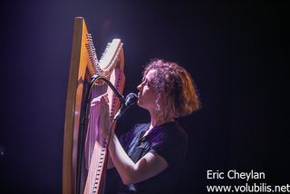 Laura Perrudin - Concert Le Hasard Ludique (Paris)