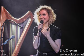 Laura Perrudin - Concert Le Hasard Ludique (Paris)