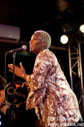 Liv Warfield - Festival All Stars (Le New Morning - Paris)