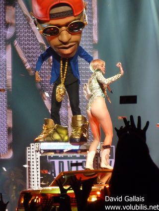 Miley Cyrus - Concert Park Suite Arena (Montpellier)