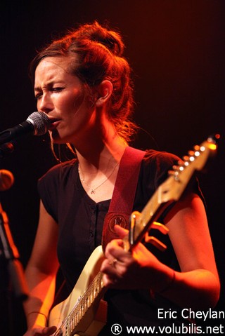 Mina Tindle - Concert La Fleche d' Or (Paris)