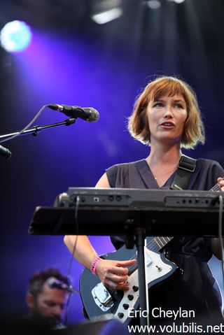 Mina Tindle - Concert Festival Oui FM (Paris)