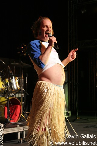 Philippe Katerine - Festival Quand Je Pense à Fernande - Theatre de la Mer (Sete)