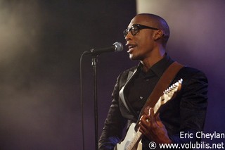 Raphael Saadiq - Concert Le Trianon (Paris)