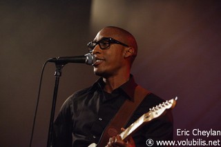 Raphael Saadiq - Concert Le Trianon (Paris)