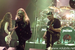 Saxon - Concert L' Elysée Montmartre (Paris)