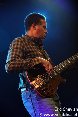 Stanley Clarke & Stewart Copeland - Concert Le Bataclan (Paris)