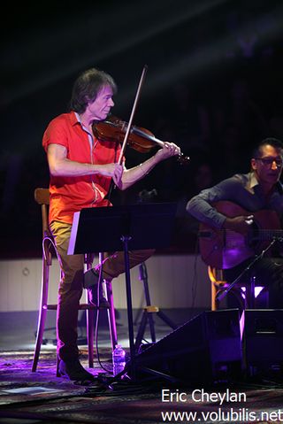 Thomas Dutronc - Concert Le Cirque d' Hiver (Paris)