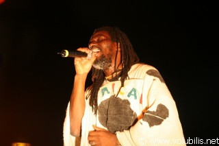 Tiken Jah Fakoly - Concert L' Omnibus (St Malo)