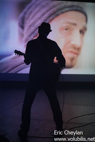 Tom Poisson - Concert Le Café de la Danse (Paris)