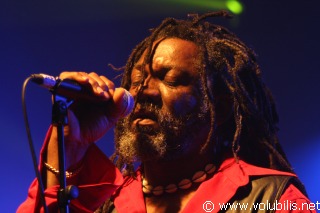 Winston McAnuff Vs Java - Concert L' Omnibus (Saint Malo)