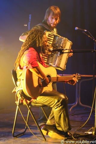 Winston McAnuff Vs Java - Concert L' Omnibus (Saint Malo)