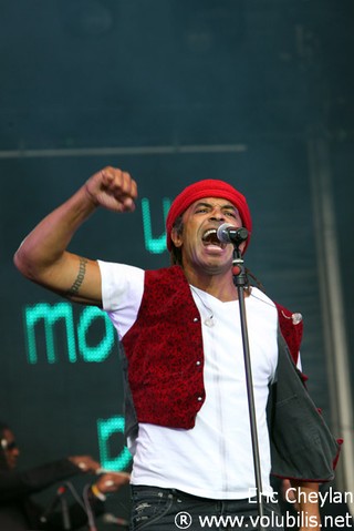 Yannick Noah - Concert La Fete de l' Huma (La Courneuve)