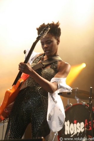 Noisettes - Festival Art Rock 2008