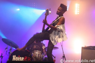 Noisettes - Festival Art Rock 2008