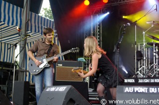 Twenty One Cigarettes - Festival Au Pont du Rock 2008