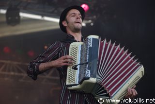 Babylon Circus - Festival Au Pont du Rock 2009