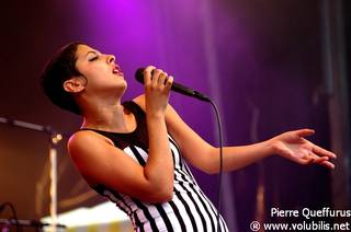 Carmen Maria Vega - Festival Au Pont du Rock 2010