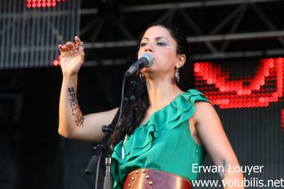  Emel Mathlouthi - Festival Chant de Marin 2013