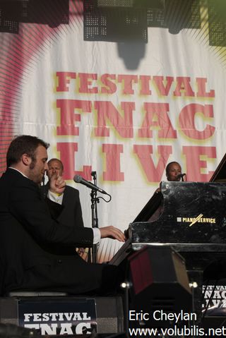  Raphael Gualazzi - Festival FNAC Live 2013