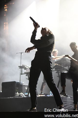  Christine And The Queens - Festival FNAC Live 2015