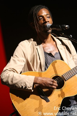 Julien Voulzy - Haiti Debout 2011