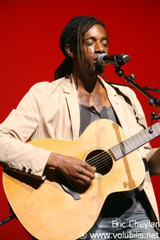 Julien Voulzy - Haiti Debout 2011