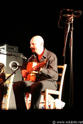 Latcho Drom & Emy Dragoï - Festival Les Internationales de la Guitare 2006