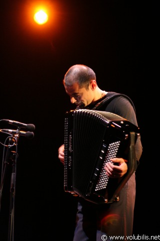 Latcho Drom & Emy Dragoï - Festival Les Internationales de la Guitare 2006