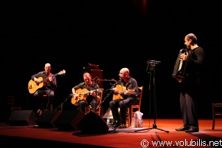 Latcho Drom & Emy Dragoï - Festival Les Internationales de la Guitare 2006