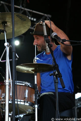 Emily Loizeau - Festival Les Vaches Au Gallo 2007