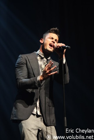  Baptiste Giabiconi - Festival Leurs Voix pour l' Espoir 2012