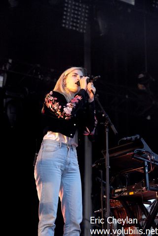 London Grammar - Lollapalooza Paris 2017