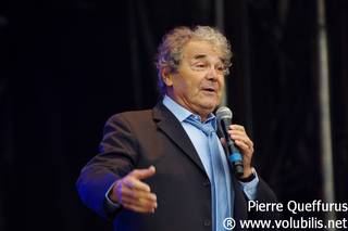 Pierre Perret - Festival Roi Arthur 2011