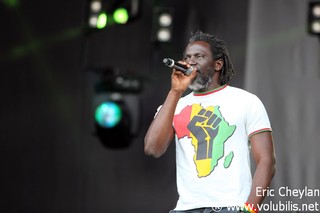 Tiken Jah Fakoly - SOS Racisme 2011