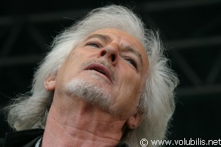 Hugues Aufray - Festival Les Vieilles Charrues 2004