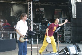 Fabulous Trobadors - Festival Les Vieilles Charrues 2004